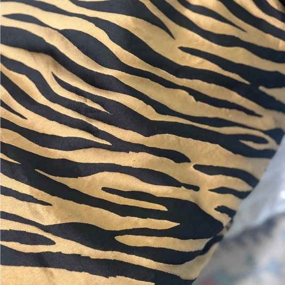 NWT mini dress 
This is the cutest dress. Very nice material. Sold out online. - Picture 5 of 10